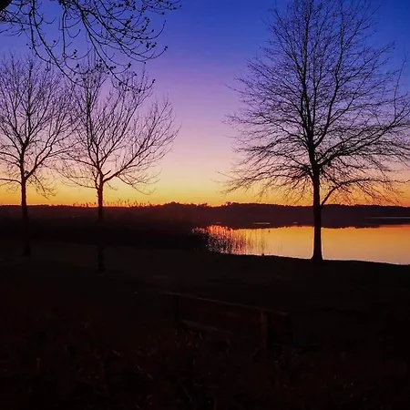 La Part Du Lac, Wifi, Terasse, Piscine, Velos 公寓